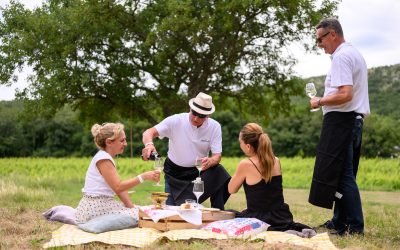 ODRŽAN 4. PJENUŠAVI DORUČAK U VINOGRADU   – KVARNER